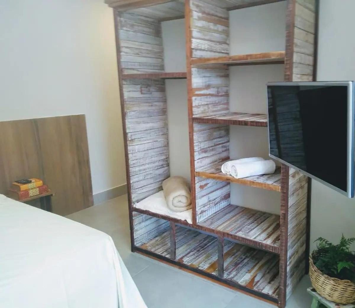 Residencial Vila Das Canoas Бомбиньяс Экстерьер фото
