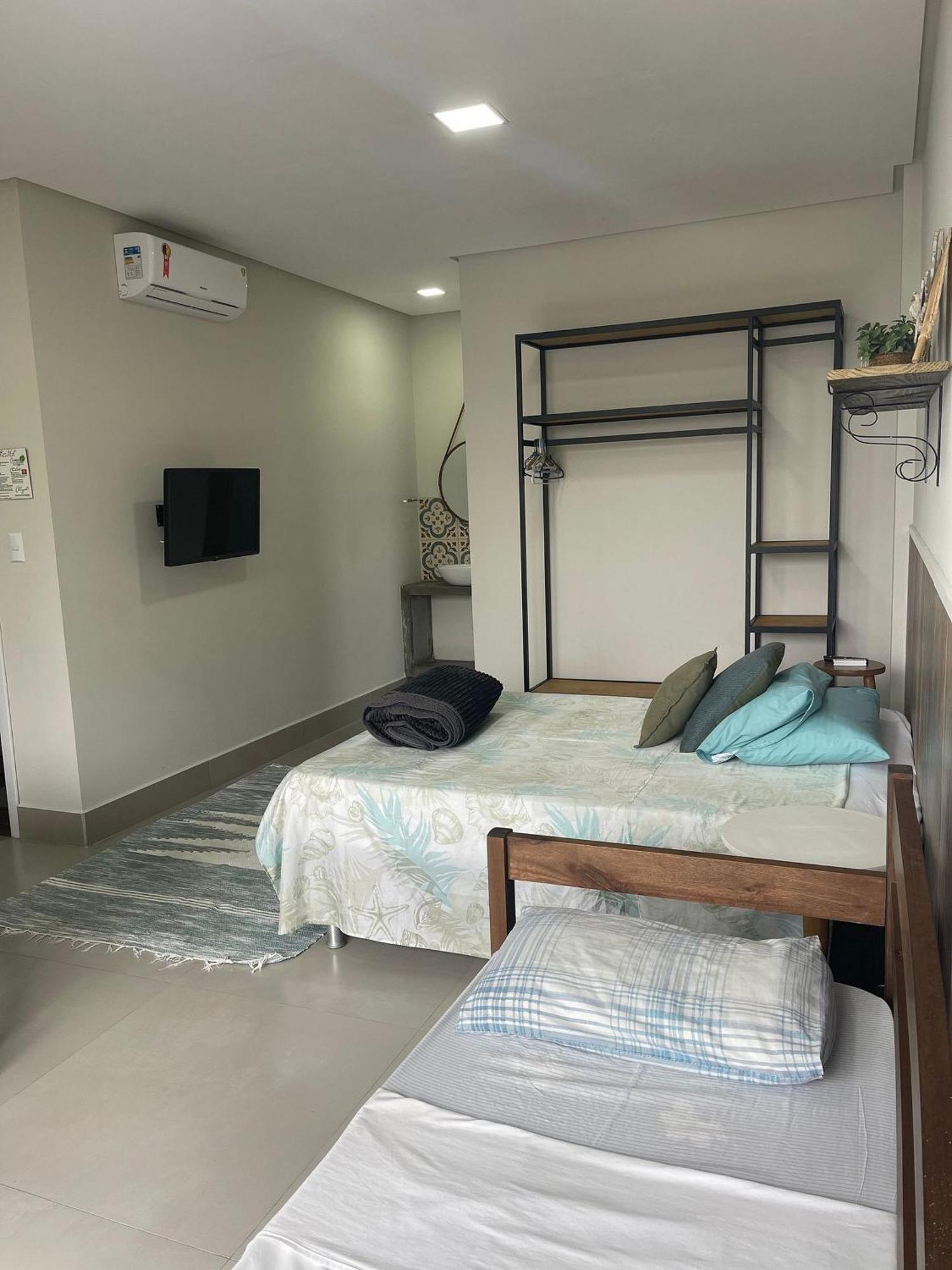 Residencial Vila Das Canoas Бомбиньяс Экстерьер фото