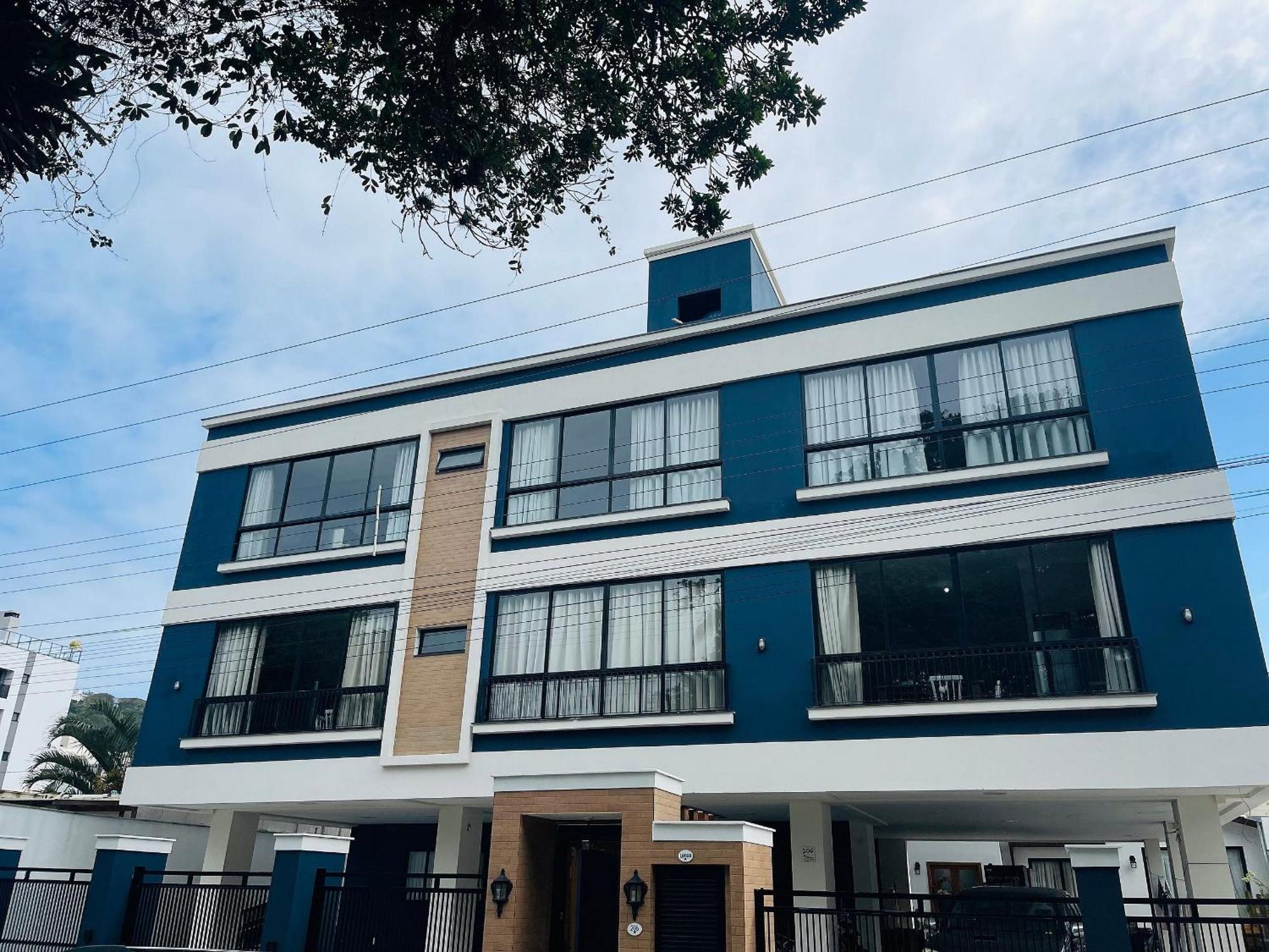 Residencial Vila Das Canoas Бомбиньяс Экстерьер фото
